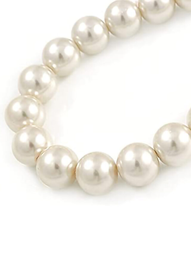 Pearl Necklace with Stud Earrings